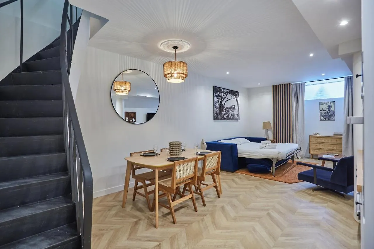 Apartment Duplex Center Of Paris By Studio Prestige