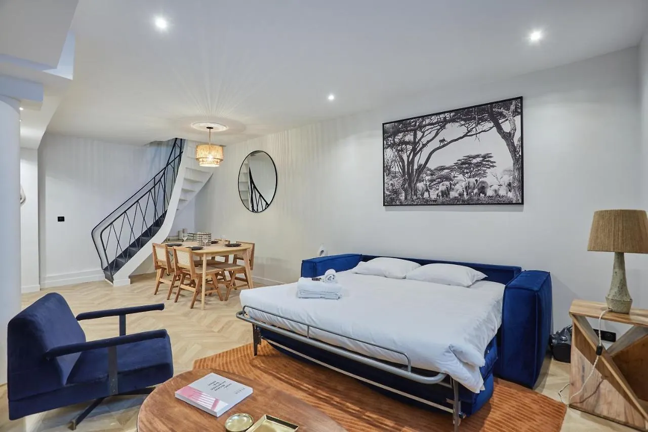 Apartment Duplex Center Of Paris By Studio Prestige France